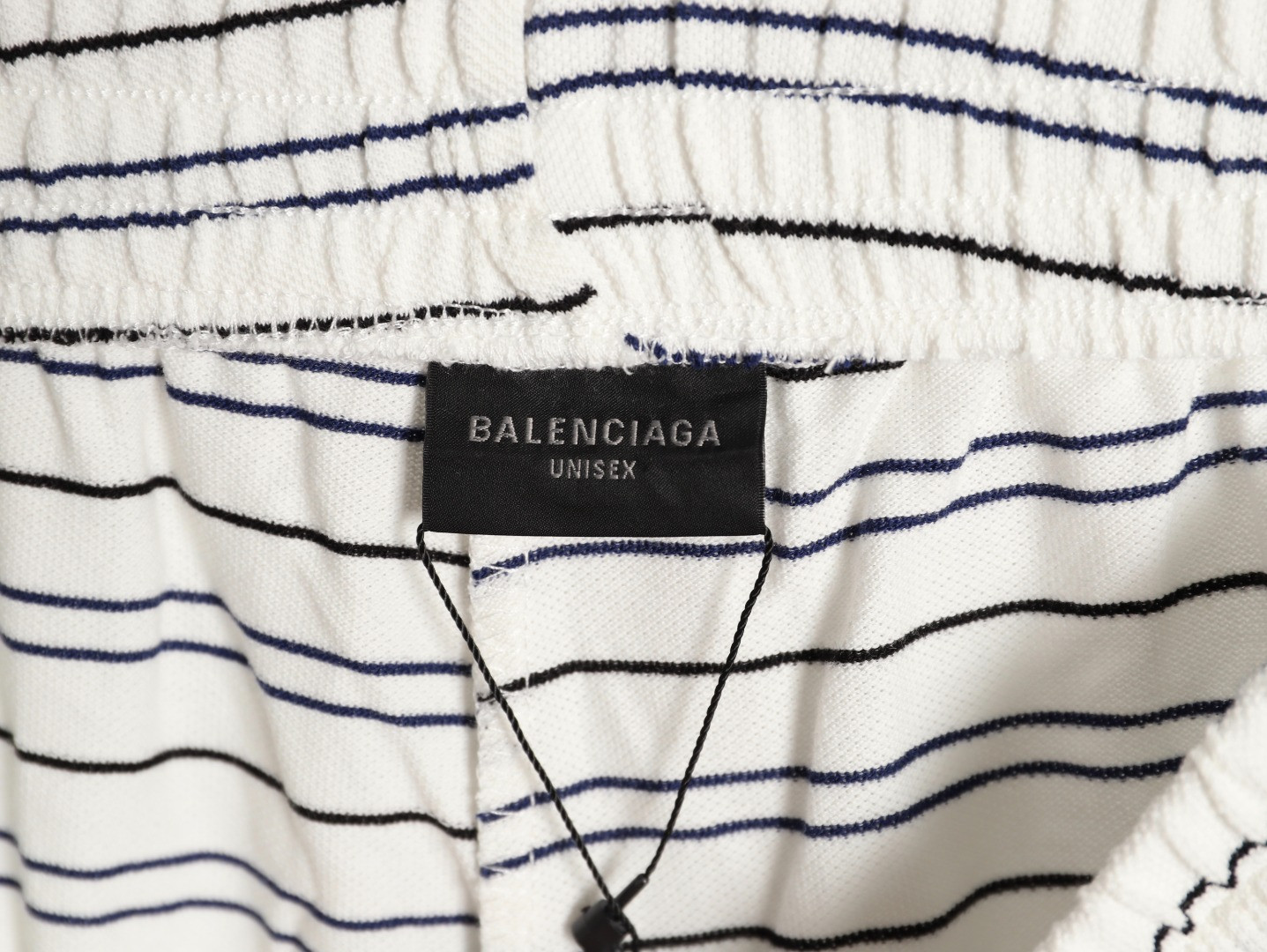 Ba*len*cia*ga shorts