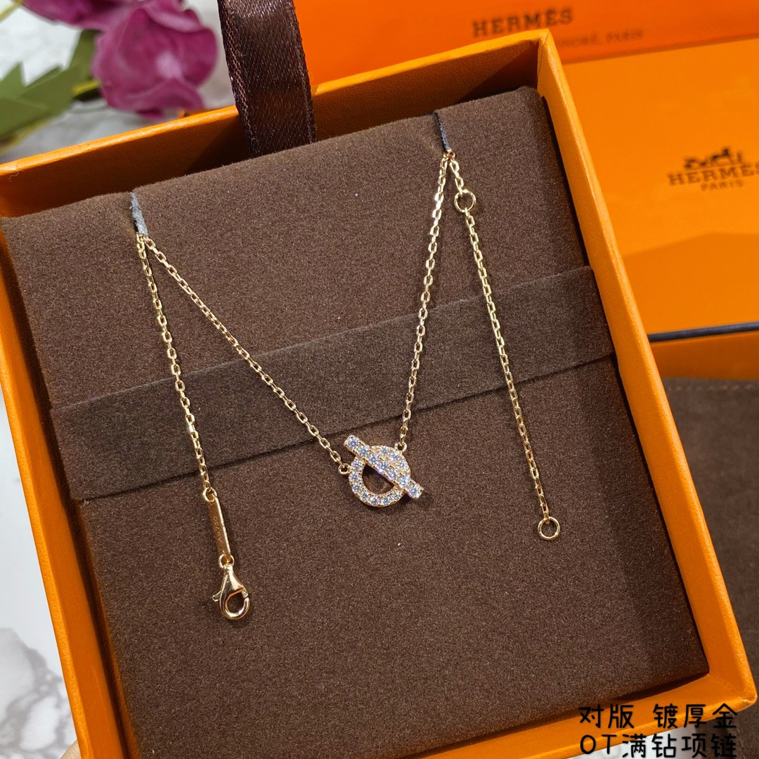 Hermès OT Clasp Necklace