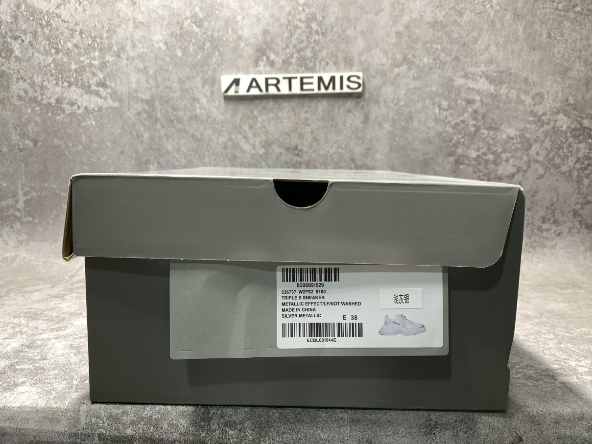 Balenciga Triple S Sneaker Silver Metallic