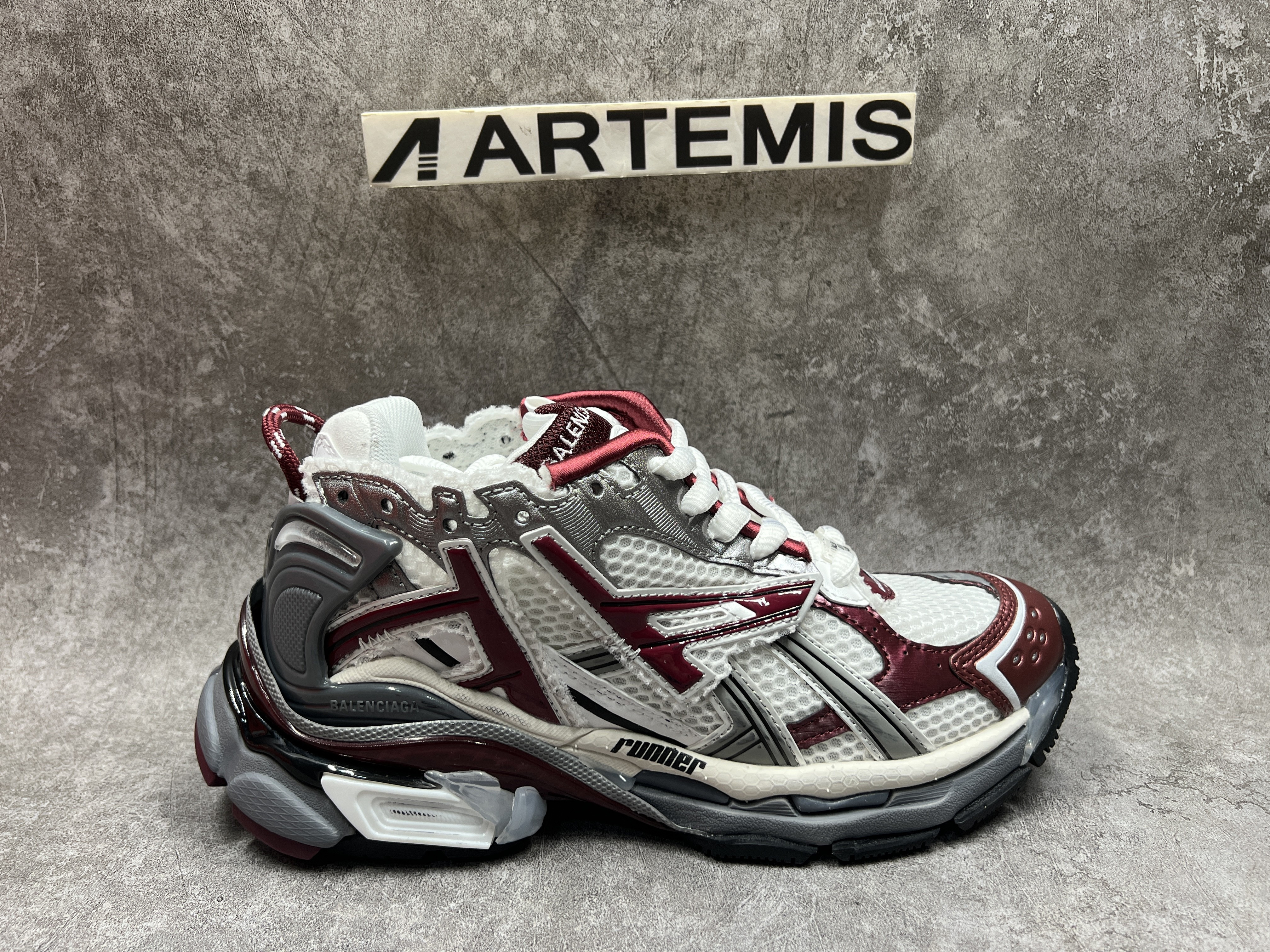 Balenciga Runner Sneaker Burgundy