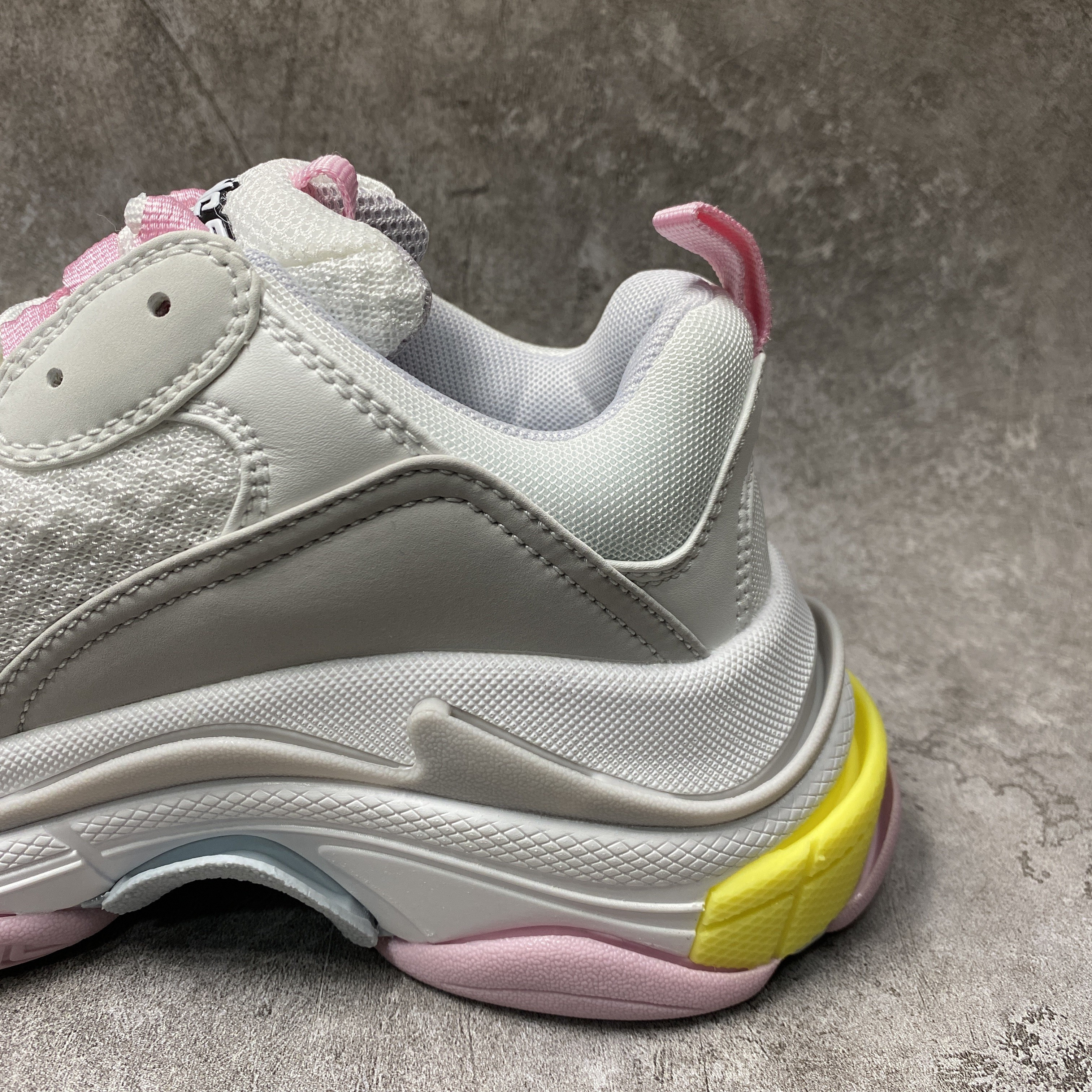 Balenciga Triple S Sneaker White Multi