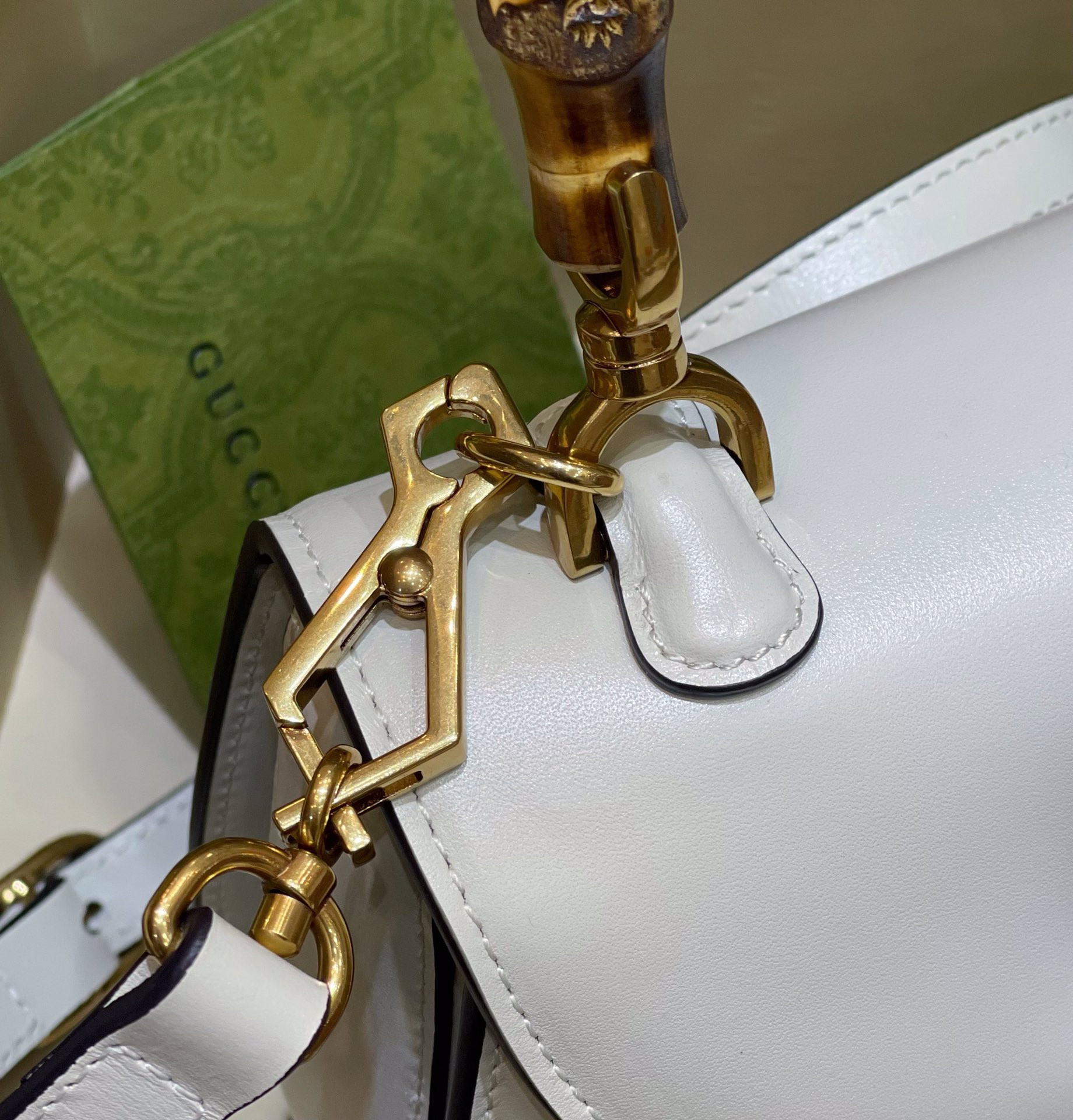 G*u*i small bamboo tote