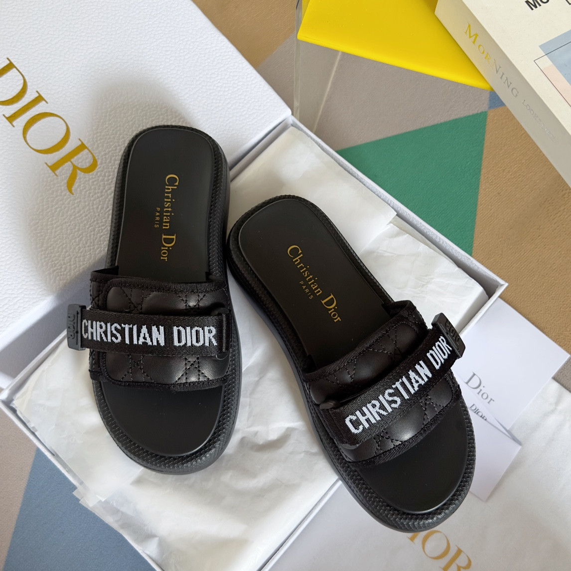 ua D*oriviera dio(r)evolution slide black