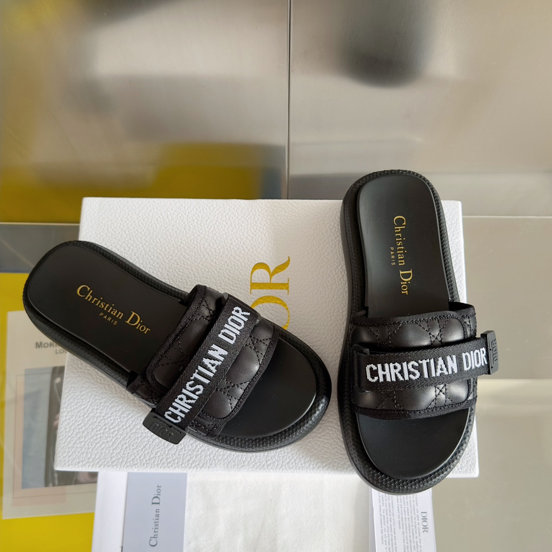 ua D*oriviera dio(r)evolution slide black