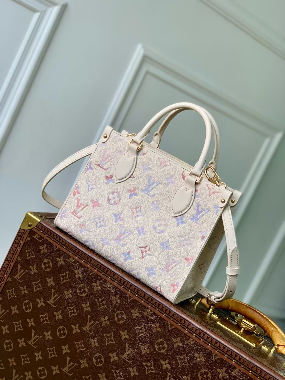 LV OnTheGo PM M25770 25x19x11.5cm