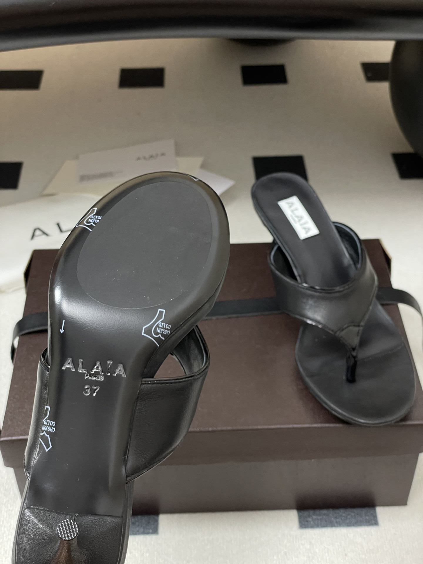 UA Alaia Triangle Flat Slides 5.5cm Heel(Customized Size 7-10 days production time)